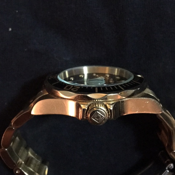 SOLD Automatic Invicta Pro Diver - Picture 3 of 6